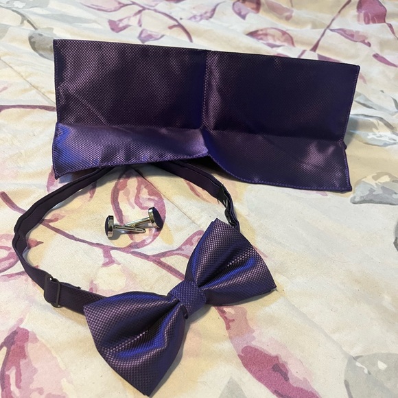 Men’s Bow Tie Set - Picture 2 of 3